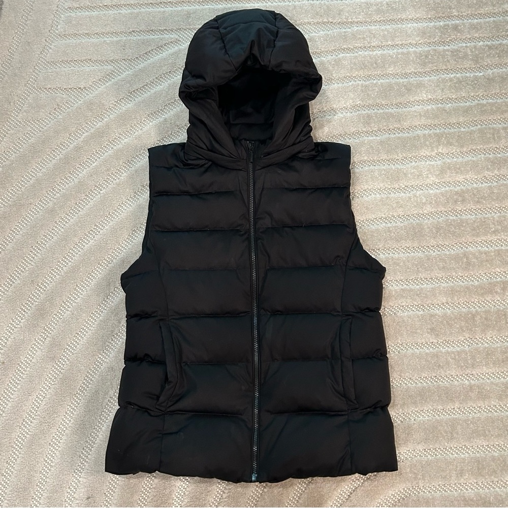 UNIQLO Women’s Feather Down Puffer Vest with Hood - M